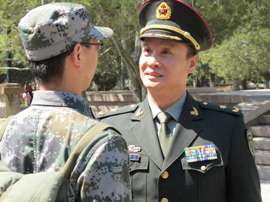 好男人阎维文：陪妻子抗癌33年，女儿嫁进名门，亲家比他还厉害