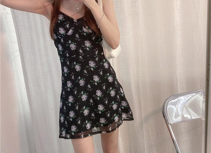 广东女子和认识一个多月的男友同居，煮菜家务他全包：感觉很幸福