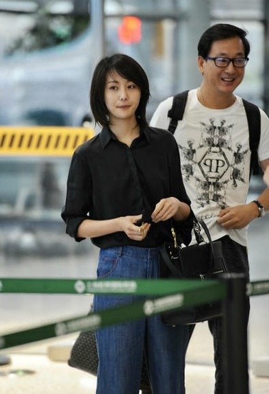 素颜的郑爽，活出了新的高度，这才是真正的直面所有，无所无谓