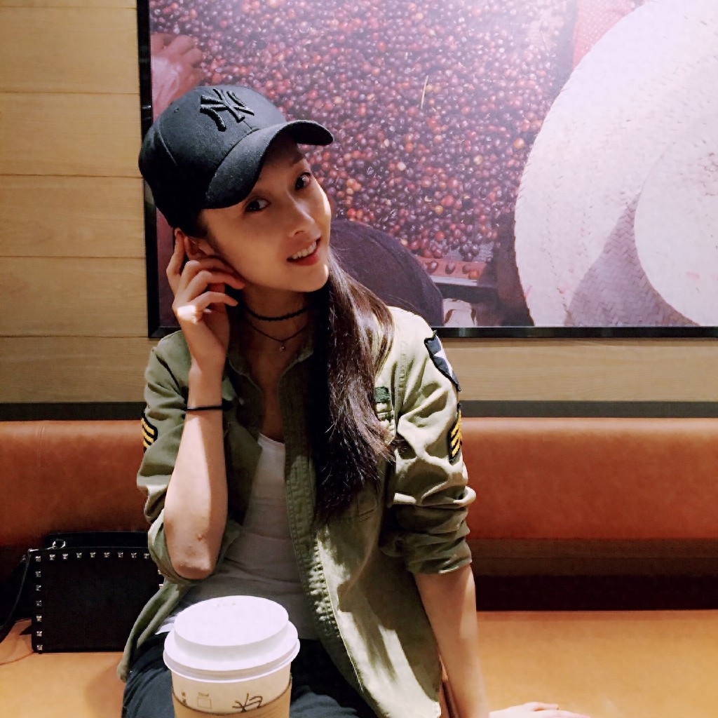 宣璐，《大秧歌》里的“槐花”，戏外的穿衣搭配甩杨紫几天街真美