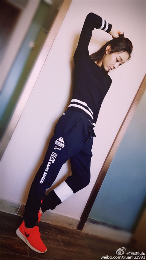 宣璐，《大秧歌》里的“槐花”，戏外的穿衣搭配甩杨紫几天街真美