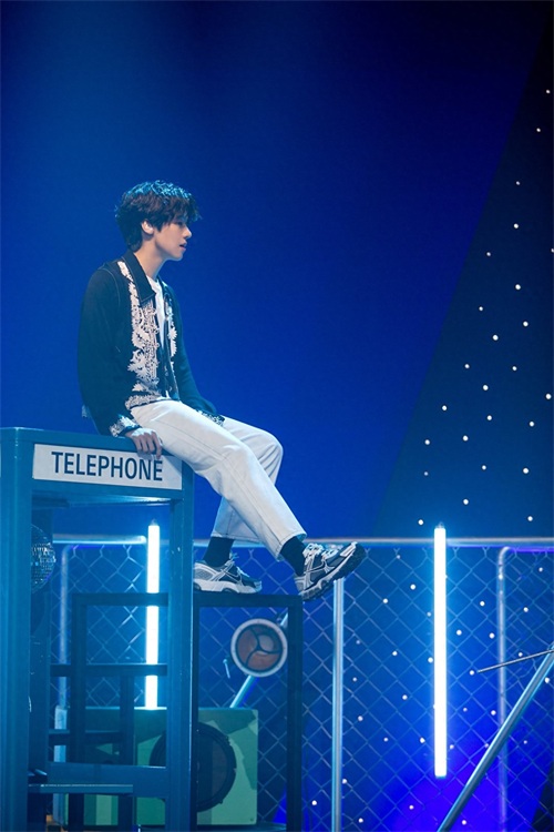 N.Flying 网上演唱会是第一次吧?