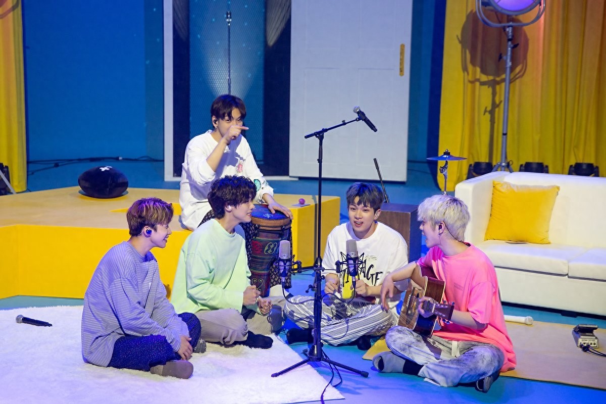 N.Flying 网上演唱会是第一次吧?