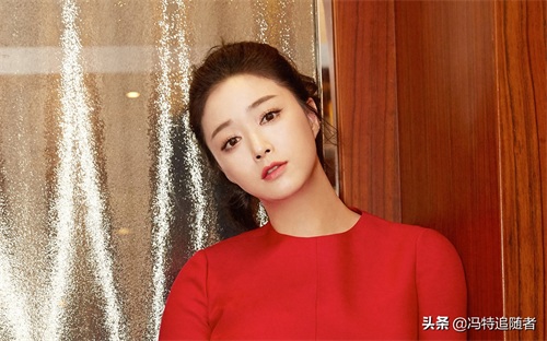 蒋欣，1983年5月出生，凭借《甄嬛传》“华妃”一角赢得广泛关注