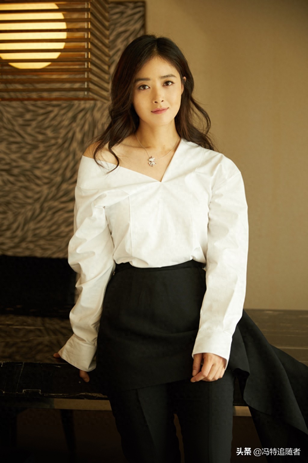 蒋欣，1983年5月出生，凭借《甄嬛传》“华妃”一角赢得广泛关注