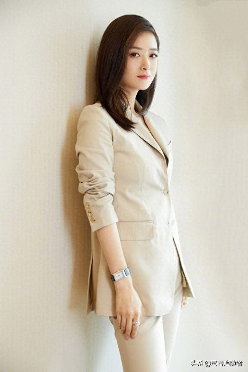 蒋欣，1983年5月出生，凭借《甄嬛传》“华妃”一角赢得广泛关注