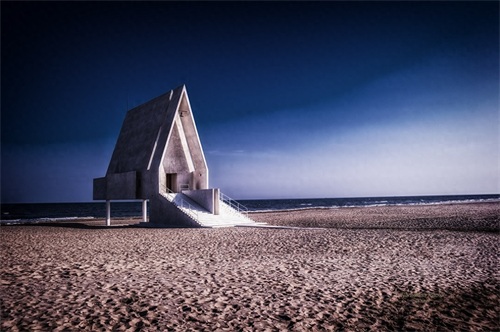 阿那亚礼堂您去过吗？这里风景很好，适合拍照，还有海鲜和美酒