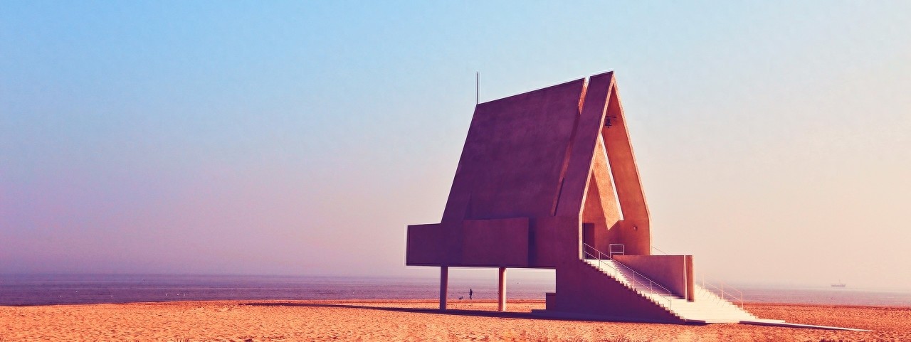 阿那亚礼堂您去过吗？这里风景很好，适合拍照，还有海鲜和美酒