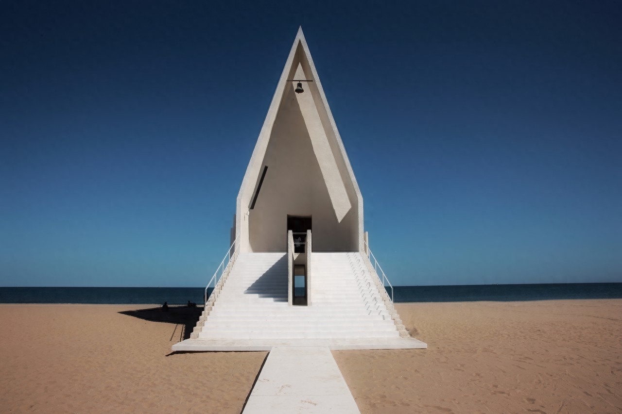 阿那亚礼堂您去过吗？这里风景很好，适合拍照，还有海鲜和美酒