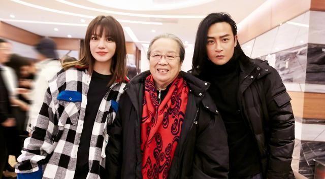 赵薇、陈志朋、李明启重聚，陈志朋直呼：容嬷嬷，想你的针了