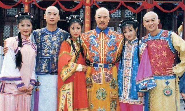 赵薇、陈志朋、李明启重聚，陈志朋直呼：容嬷嬷，想你的针了