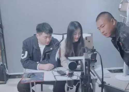 陈亚男学历、家庭背景被曝：并非本科只初中学历，父母皆是普通人