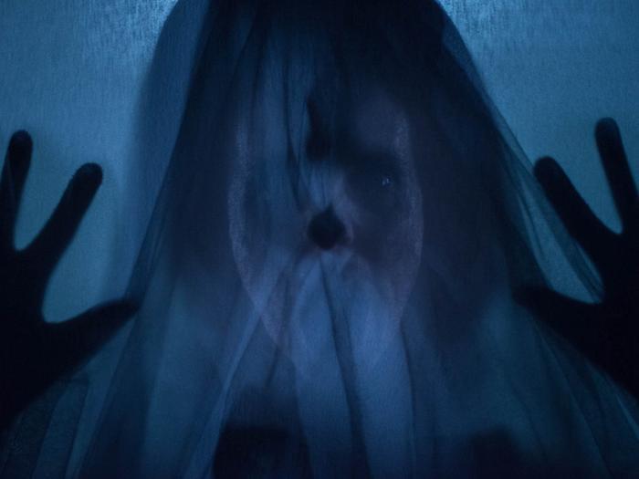 电影《黑衣女人》太刺激了！剧情太好看，值得一看