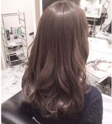 烫头发热烫跟冷烫哪个好（做头发是冷烫好还是热烫好）(5)