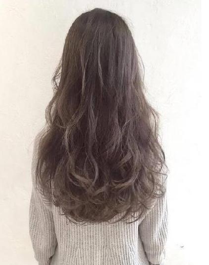 烫头发热烫跟冷烫哪个好（做头发是冷烫好还是热烫好）(6)