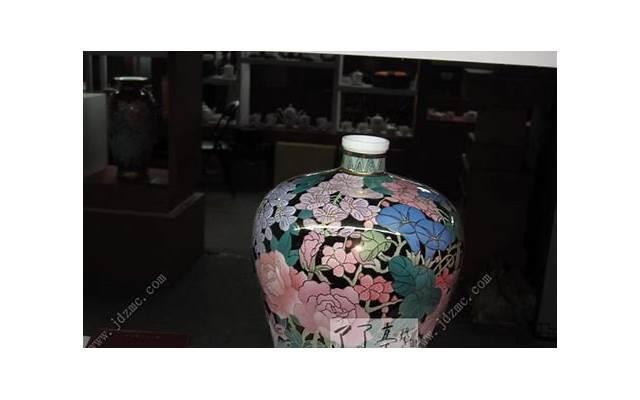 怎么调情让对方注意到你 适当调情增进感情 怎么调情让对方注意到你 适当调情增进感情