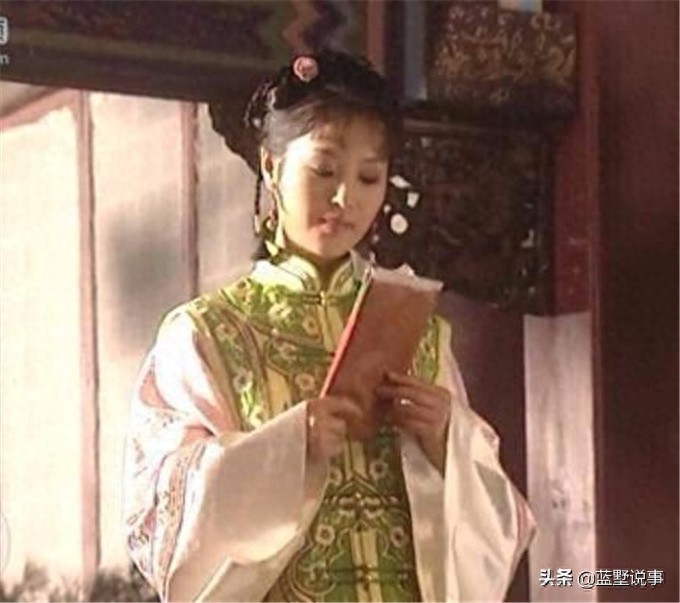 她演完可爱蓝齐格格走红后为啥息影了？她的名字还是孙道临起的