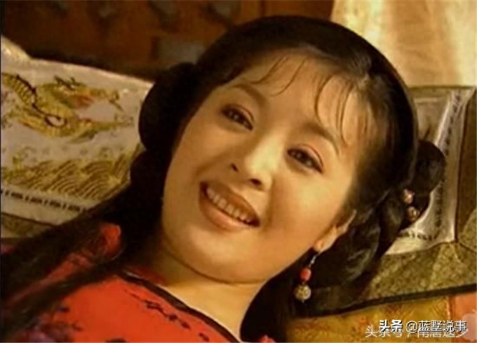 她演完可爱蓝齐格格走红后为啥息影了？她的名字还是孙道临起的